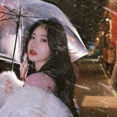热裤荡女